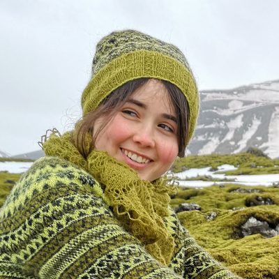 Mosi Hat - Icelandic Knitter - Hélène Magnússon