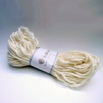 Bulkylopi: 100% new wool, unspun, bulky weight