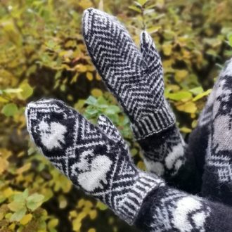Alternative view of Icelandic Yarn Club 6