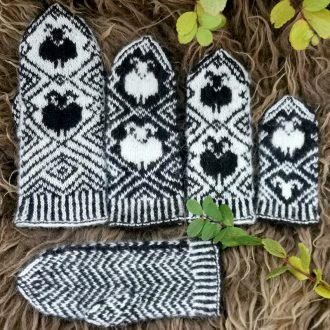 Alternative view of Rollur Mittens